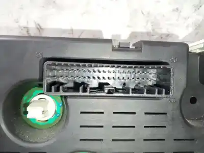 Автозапчасти б/у приборная доска за renault modus confort dynamique ссылки oem iam 8200418023  