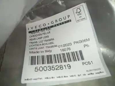 Pièce détachée automobile d'occasion pare-chocs de feu arrière droit pour iveco daily furgón fg 33 s ... v batalla 3000 références oem iam 500352819  