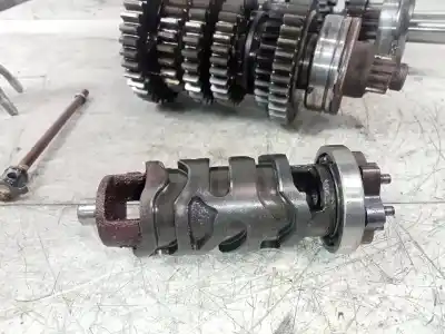 Pièce détachée automobile d'occasion boîte de vitesses pour yamaha yzf-r 6 / 7 / 1 yzf-r6   (rj03) références oem iam   