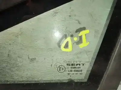 Peça sobressalente para automóvel em segunda mão vidro custódia triangular frente esquerdo por seat leon (1p1) 2.0 tdi 16v referências oem iam 43r000469  