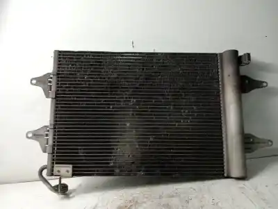 Peça sobressalente para automóvel em segunda mão CONDENSADOR / RADIADOR DE AR CONDICIONADO por SEAT IBIZA (6L1)  Referências OEM IAM 6Q0820411J  