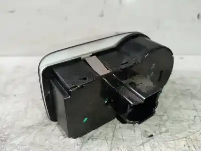 Second-hand car spare part headlights switch for opel corsa d sport 95 cv / 70 kw oem iam references 13310331  