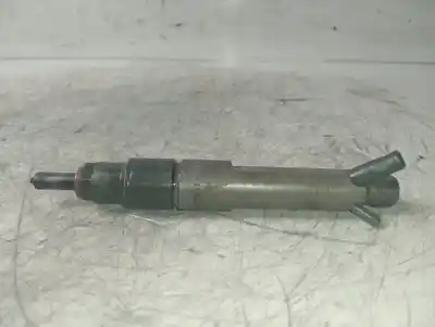 Second-hand car spare part injector for seat toledo (1m2) select oem iam references 038130202a   Second-hand car spare part injector for seat toledo (1m2) select oem iam references 038130202a