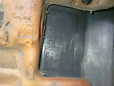 Автозапчастина б/у крішка двигуна для citroen c4 picasso exclusive посилання на oem iam 9683424680   Автозапчастина б/у крішка двигуна для citroen c4 picasso exclusive посилання на oem iam 9683424680