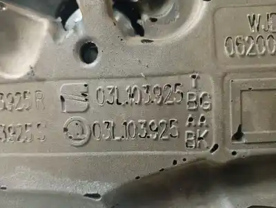 Second-hand car spare part engine cover for vw passat b7 variant (365) 2.0 tdi oem iam references 03l103925r  