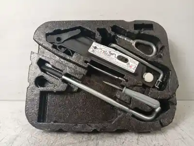 Pezzo di ricambio per auto di seconda mano cric di sollevamento per mini mini (r50, r53) cooper riferimenti oem iam 150193005  