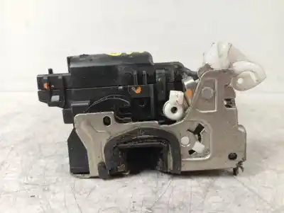 Second-hand car spare part REAR RIGHT DOOR LOCK for DACIA LODGY Laureate OEM IAM references 825020953R  