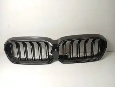 Pièce détachée automobile d'occasion GRILLE AVANT pour BMW SERIE 5 BERLINA (G30) 520 I M SPORT 183 CV / 135 KW Références OEM IAM   