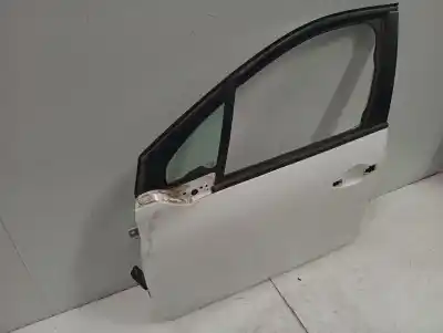 Автозапчастина б/у передні ліві двері для peugeot 208 access посилання на oem iam 9673558680  