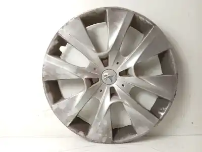 Автозапчастина б/у капки ступиці для peugeot 208 access посилання на oem iam 9673846277  