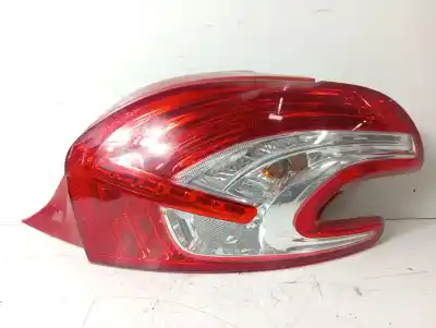 Автозапчастина б/у правий ліхтар для peugeot 208 access посилання на oem iam 9672628380