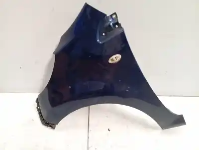 Peça sobressalente para automóvel em segunda mão GUARDA-LAMAS DIANTEIRO ESQUERDO por PEUGEOT 107 (PM_, PN_) 1.4 HDI Referências OEM IAM   