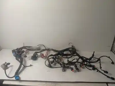 Peça sobressalente para automóvel em segunda mão fio por dacia sandero stepway referências oem iam 240118084r