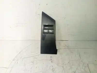 Pièce détachée automobile d'occasion COMMANDE DE LÈVE VITRE AVANT GAUCHE pour OPEL ASTRA J SPORTS TOURER  Références OEM IAM 13305978  