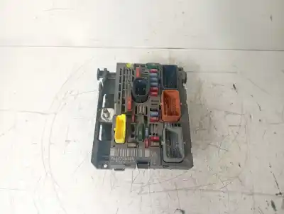 Pezzo di ricambio per auto di seconda mano scatola relè/fusibili per peugeot 308 sw confort riferimenti oem iam 9664706280