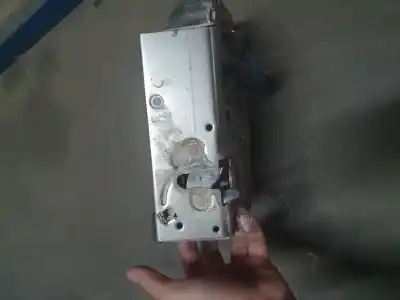 Pezzo di ricambio per auto di seconda mano serratura porta laterale destra per ford transit connect (tc7) 1.8 tdci cat riferimenti oem iam   