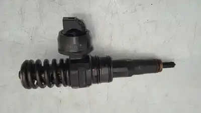 Pezzo di ricambio per auto di seconda mano INIETTORE per VOLKSWAGEN GOLF PLUS V (5M1, 521)  Riferimenti OEM IAM 038130073AG  