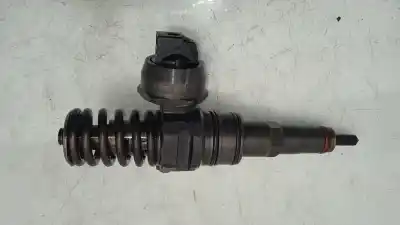 Pezzo di ricambio per auto di seconda mano INIETTORE per VOLKSWAGEN GOLF PLUS V (5M1, 521)  Riferimenti OEM IAM   