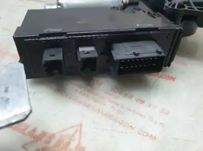 Second-hand car spare part passenger side right window regulator for peugeot 307 break / sw (s1) 2.0 hdi cat oem iam references 9637130480  