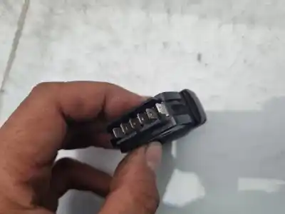 Second-hand car spare part right front power window switch for renault scenic rx4 (ja0) 2.0 16v oem iam references   