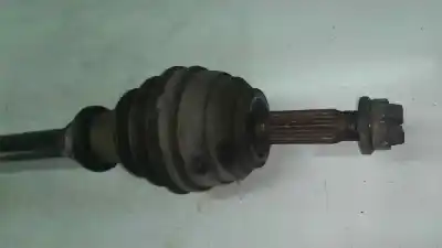 Pezzo di ricambio per auto di seconda mano trasmissione anteriore destra per renault clio ii fase i (b/cbo) 1.4 alize 75 cv / 55 kw riferimenti oem iam   