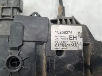 Peça sobressalente para automóvel em segunda mão fechadura da porta dianteira direita por opel corsa d (s07) 1.4 (l08 l68) referências oem iam   