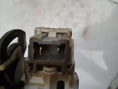 Second-hand car spare part tailgate back door handle for renault clio ii fase ii (b/cb0) 1.5 dci diesel 65 cv / 48 kw oem iam references   