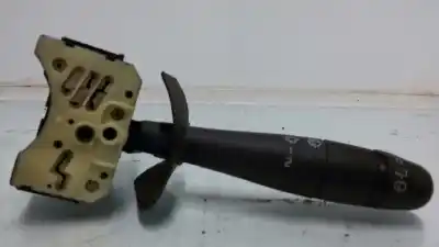 Peça sobressalente para automóvel em segunda mão Comutador De Limpa Vidros por RENAULT CLIO II FASE I (B/CBO) 1.9 D Alize Referências OEM IAM   