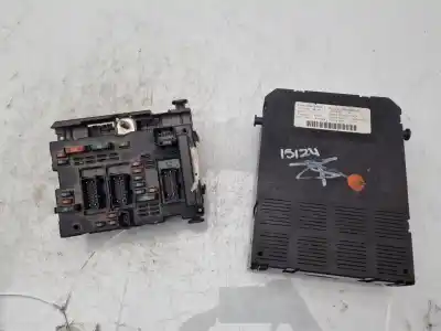 Peça sobressalente para automóvel em segunda mão caixa de fusíveis e relés por peugeot 307 (s1) 2.0 hdi cat referências oem iam 