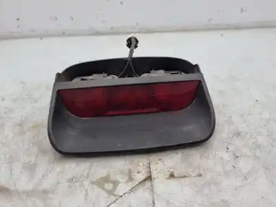 Pezzo di ricambio per auto di seconda mano luce freno centrale per mitsubishi colt (cj0) 1.6 cat riferimenti oem iam   