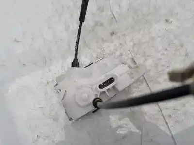 Second-hand car spare part front right door lock for renault twingo (co6) 1.2 alize oem iam references   