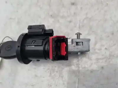 Second-hand car spare part ignition switch for renault twingo (co6) 1.2 alize oem iam references c4041i842  