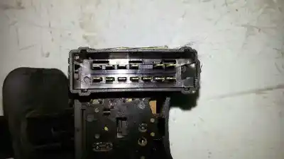 Pièce détachée automobile d'occasion commande d'essuie glace pour renault kangoo (f/kc0) 1.5 dci diesel 65 cv / 48 kw références oem iam   