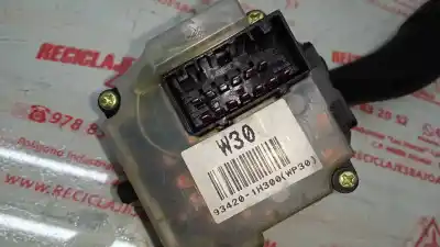 Pezzo di ricambio per auto di seconda mano comando pulito per kia cee´d 2.0 crdi riferimenti oem iam   