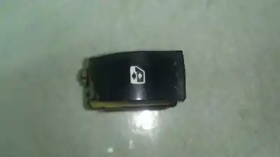 Pezzo di ricambio per auto di seconda mano Interruttore Alzacristalli Anteriore Destro per RENAULT CLIO II FASE II (B/CB0) 1.5 dCi Diesel 65 CV / 48 KW Riferimenti OEM IAM   