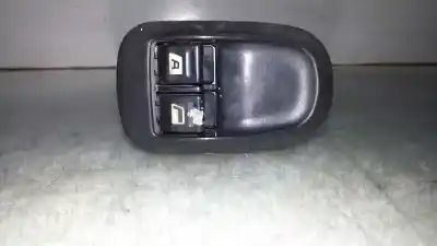 Peça sobressalente para automóvel em segunda mão BOTÃO / INTERRUPTOR ELEVADOR VIDRO DIANTEIRO ESQUERDO por FIAT SCUDO (222)  Referências OEM IAM   