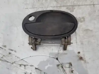 Pezzo di ricambio per auto di seconda mano maniglia esterna anteriore sinistra per opel combo 1.3 16v cdti riferimenti oem iam 