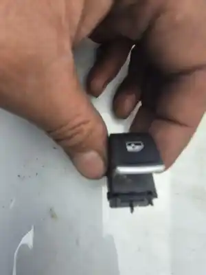 Pezzo di ricambio per auto di seconda mano interruttore alzacristalli anteriore destro per seat leon (kl1) 1.5 tgi cng riferimenti oem iam 5g0959855nwzu  