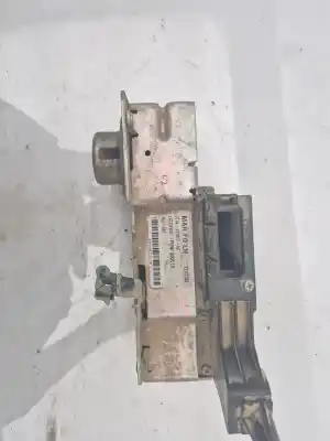 Pezzo di ricambio per auto di seconda mano serratura porta anteriore sinistra per ford transit connect (tc7) 1.8 tdci cat riferimenti oem iam 999943´c12  