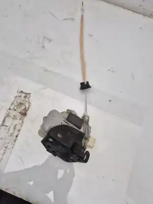 Peça sobressalente para automóvel em segunda mão FECHADURA DA PORTA DIANTEIRA ESQUERDA por AUDI A3 (8P1) 1.6 TDI Referências OEM IAM   