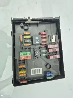 Peça sobressalente para automóvel em segunda mão caixa de fusíveis e relés por audi a3 (8p1) 1.6 tdi referências oem iam 10502m0104408a