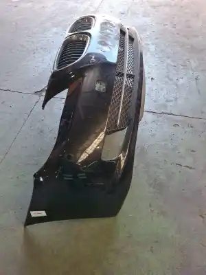 Recambio de automóvil de segunda mano de PARAGOLPES DELANTERO para BMW 5 (E60)  referencias OEM IAM   