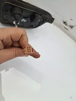 Peça sobressalente para automóvel em segunda mão espelho retrovisor esquerdo por citroen c4 cactus 1.2 vti 82 referências oem iam   