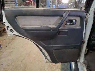 Pezzo di ricambio per auto di seconda mano rivestimento portiera posteriore sinistra per mitsubishi montero   (v3_w, v2_w, v4_w) 2.5 tdic (v44w, v24w) riferimenti oem iam 