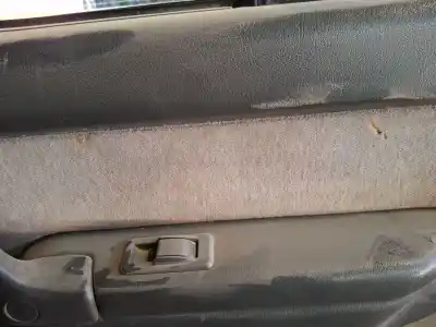 Pezzo di ricambio per auto di seconda mano rivestimento porta posteriore destro per mitsubishi montero   (v3_w, v2_w, v4_w) 2.5 tdic (v44w, v24w) riferimenti oem iam   