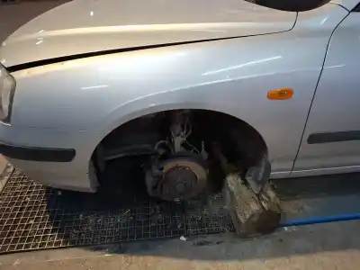 Pezzo di ricambio per auto di seconda mano PARAFANGO ANTERIORE SINISTRO per HYUNDAI ELANTRA III (XD) 2.0 CRDI Riferimenti OEM IAM   