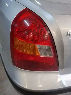 Pezzo di ricambio per auto di seconda mano LAMPADA POSTERIORE SINISTRA per HYUNDAI ELANTRA III (XD) 2.0 CRDI Riferimenti OEM IAM   