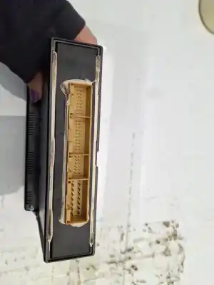 Автозапчастина б/у контроль опалення / кондиціонації для audi 100 c3 sedán (443, 444) 2.3 e посилання на oem iam   