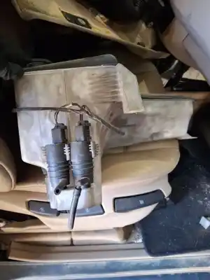Peça sobressalente para automóvel em segunda mão depósito do limpa vidros por bmw x5 (e53) 3.0 turbodiesel cat referências oem iam 