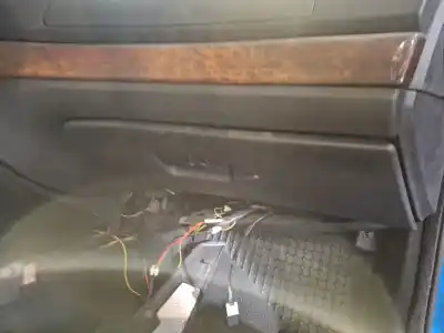 Peça sobressalente para automóvel em segunda mão porta luvas por bmw 5 (e39) 530 d referências oem iam   
